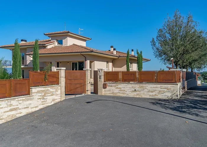 Ferienhaus Luxury Spaccasole Su Cortona - Infinity Pool *