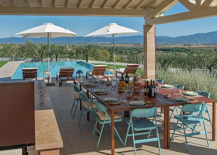 Luxury Spaccasole Su Cortona - Infinity Pool Ferienhaus
